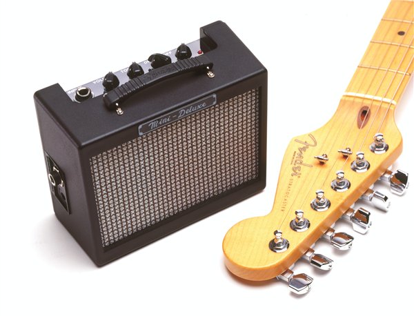 Fender MD20 Mini Deluxe Amplifier, Black - Remenyi House of Music